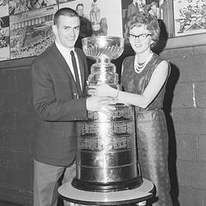 Dave Keon and his wife with the Stanley Cup